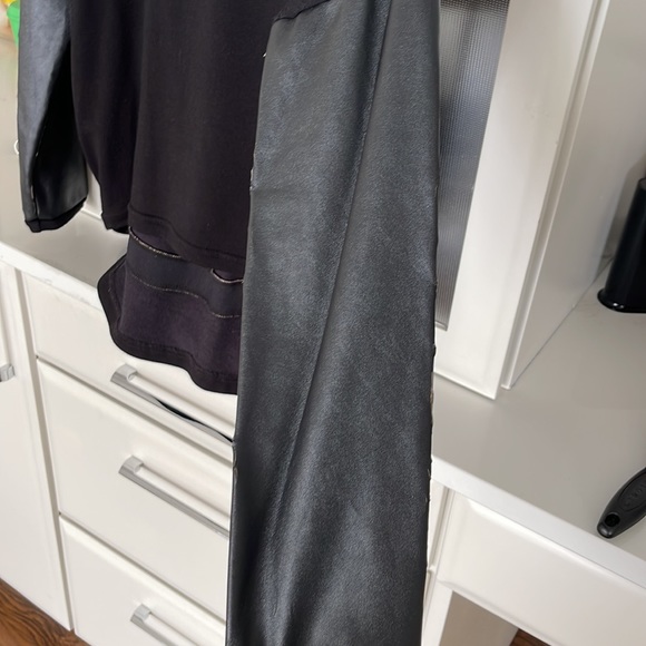 💕HP💕Generation Love Bobo Italian Faux Leather Sleeve Sweatshirt in black - Picture 7 of 14